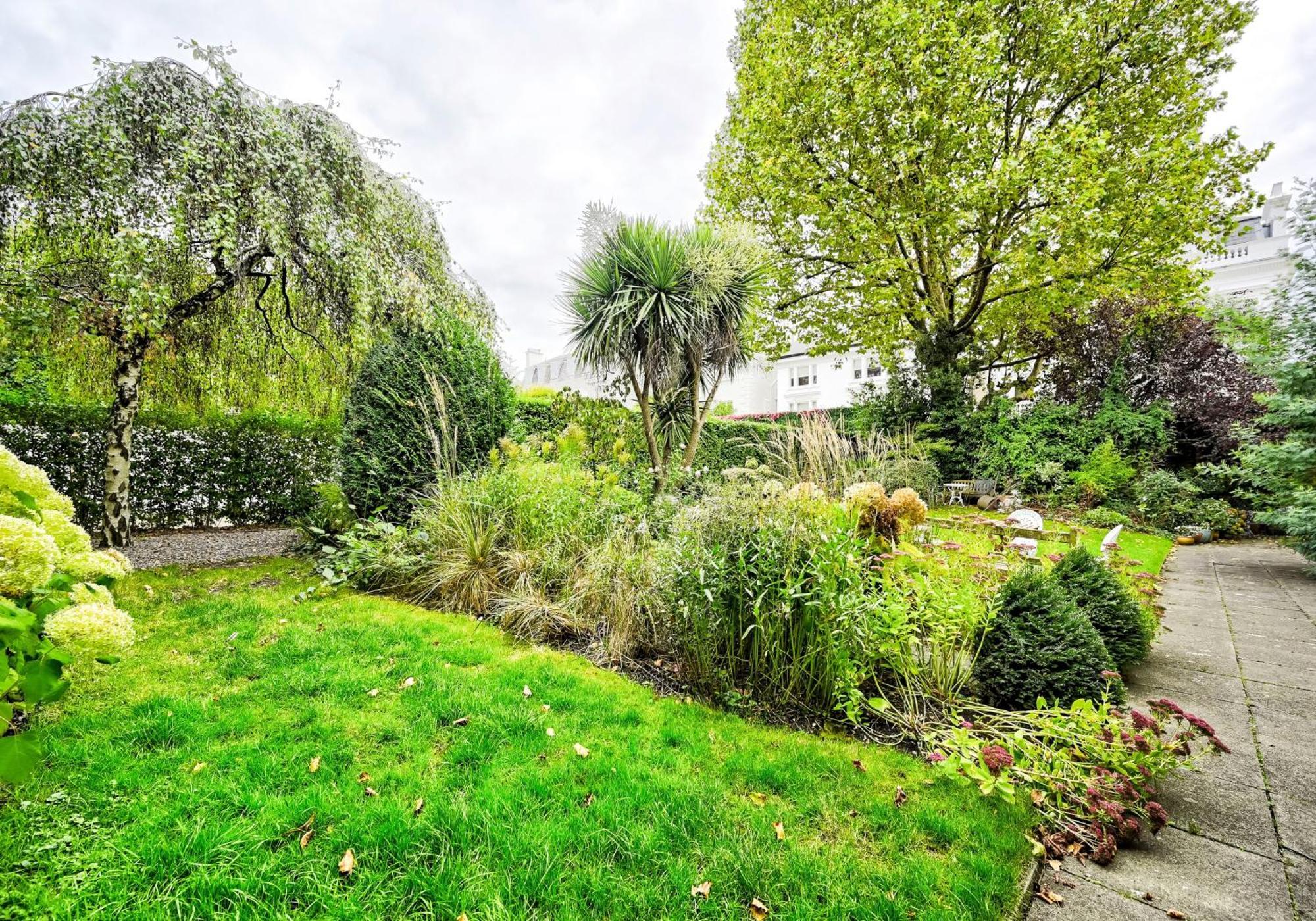 Phillimore Gardens *